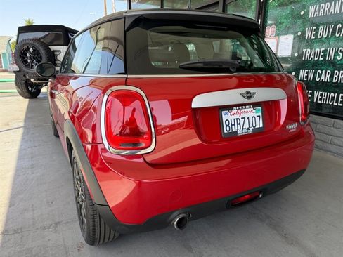 Used 2014 MINI Cooper 2-Door Hardtop FWD image 7