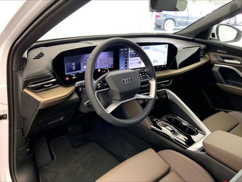 New 2026 Audi Q5 Premium Plus AWD/4WD image 3