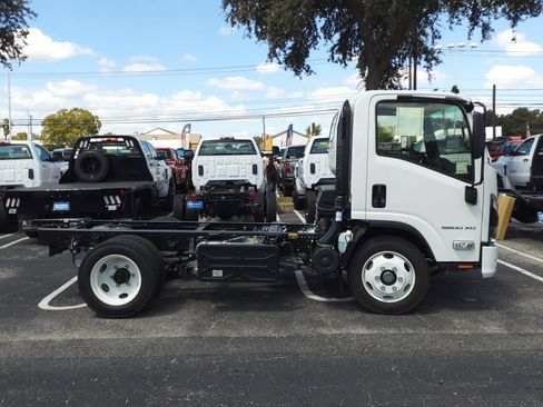 New 2025 Chevrolet Low Cab Forward 5500 XD RWD image 3