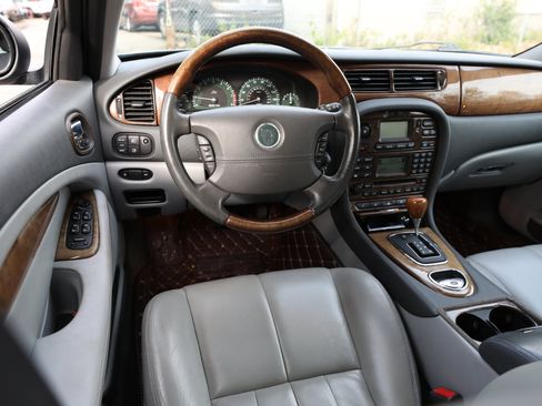 Used 2003 Jaguar S-TYPE 3.0 image 13