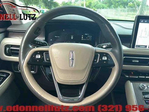 Used 2023 Lincoln Aviator Reserve w/ Equipment Group 201A AWD/4WD image 17
