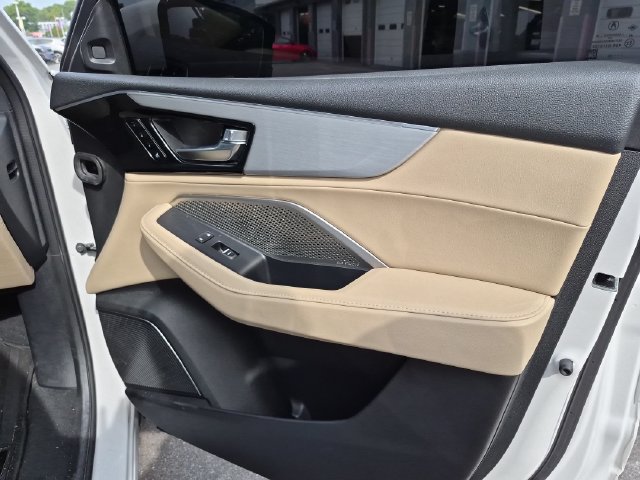Used 2023 Acura MDX w/ Technology Package FWD image 28