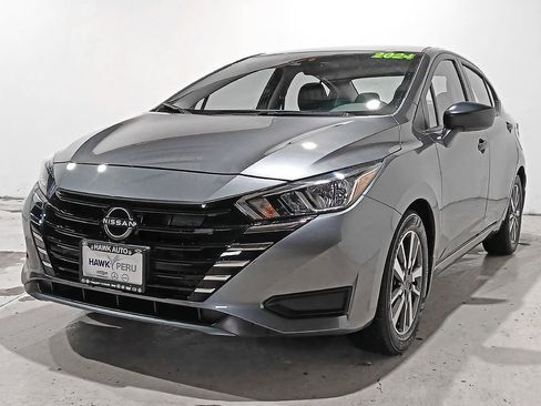 Used 2024 Nissan Versa S w/ S Plus Package image 3