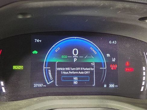 Used 2025 Toyota Camry SE FWD image 16