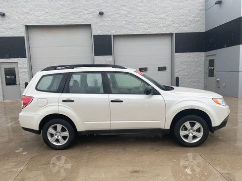 Used 2011 Subaru Forester 2.5X image 1