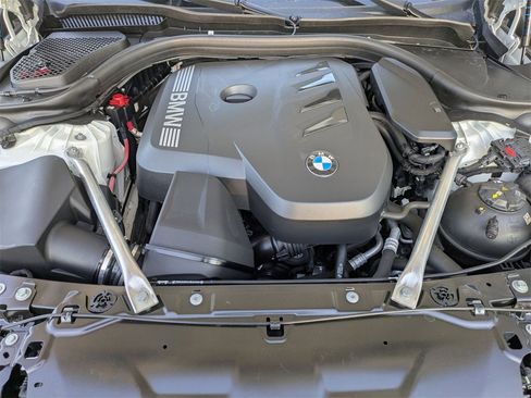 Certified 2024 BMW 530i xDrive 530i xDrive w/ Premium Package image 38