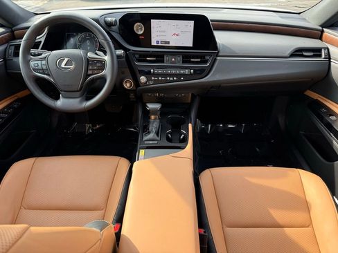 Used 2023 Lexus ES 350 w/ Premium Package image 14