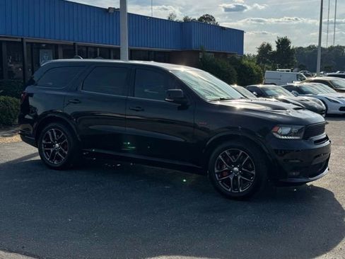 Used 2019 Dodge Durango SRT w/ Technology Group AWD/4WD image 8