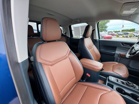 Used 2024 Ford Maverick Lariat AWD/4WD image 13
