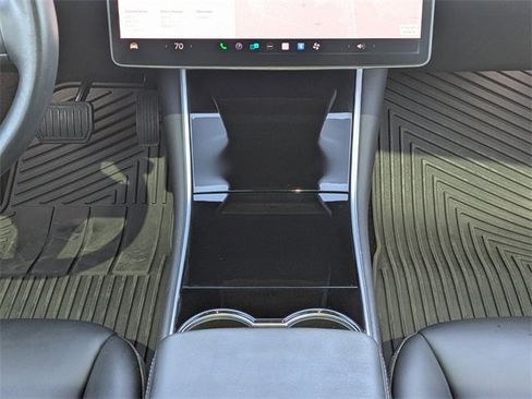 Used 2019 Tesla Model 3 Long Range image 17