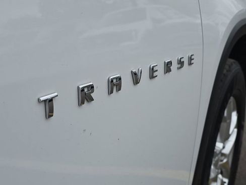 Used 2019 Chevrolet Traverse LT FWD image 6