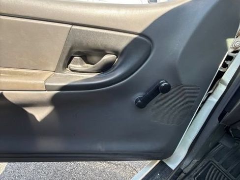 Used 2001 Ford Ranger XL RWD image 8