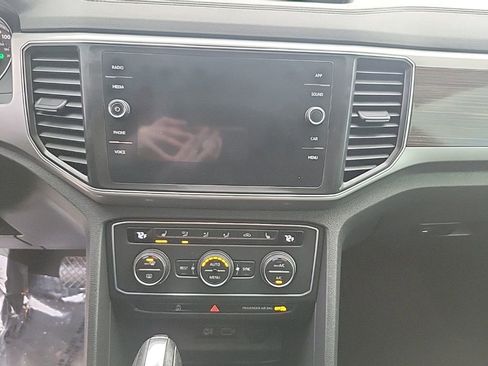 Used 2019 Volkswagen Atlas SE image 24