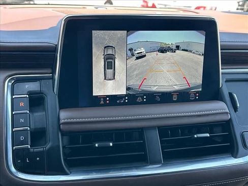 Certified 2024 Chevrolet Tahoe High Country w/ Advanced Technology Package AWD/4WD image 31
