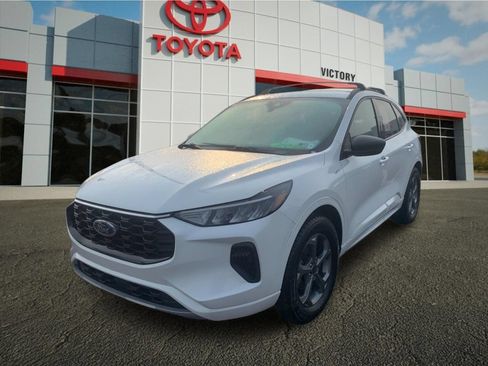 Used 2024 Ford Escape ST-Line w/ Tech Pack #1 AWD/4WD image 7