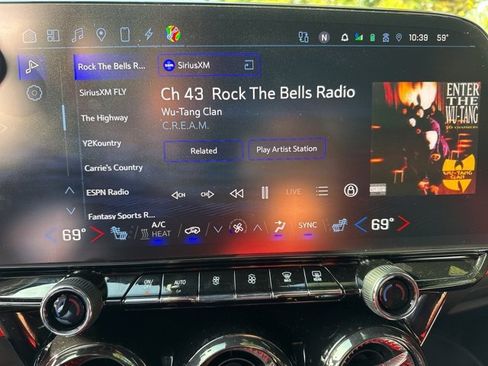 Used 2024 Chevrolet Blazer EV RS image 16