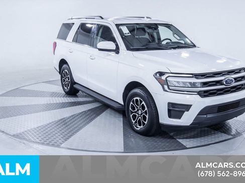 Used 2024 Ford Expedition XLT RWD image 14