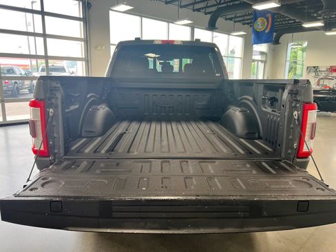 Used 2021 Ford F150 Lariat AWD/4WD image 7
