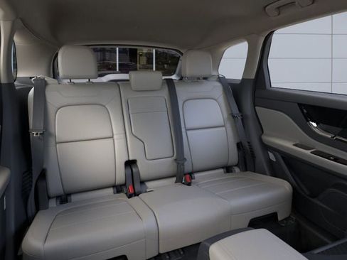 New 2026 Lincoln Corsair Premiere FWD image 11