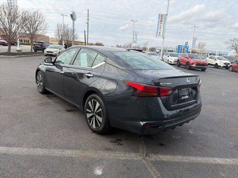 Used 2022 Nissan Altima 2.5 SV image 4