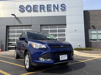 Used 2015 Ford Escape SE video 1