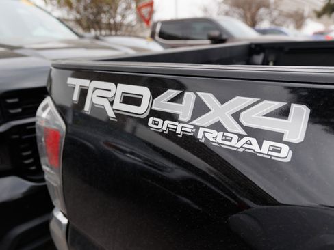 Used 2023 Toyota Tacoma TRD Off-Road image 12