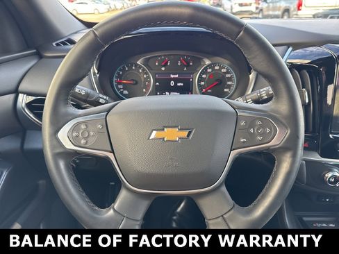 Used 2023 Chevrolet Traverse LT image 19