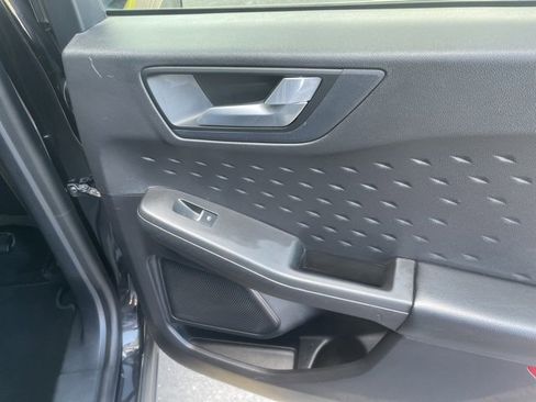 Used 2020 Ford Escape SEL image 46