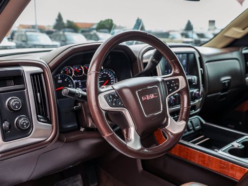 Used 2017 GMC Sierra 1500 SLT w/ Texas SLT Premium Package AWD/4WD image 9