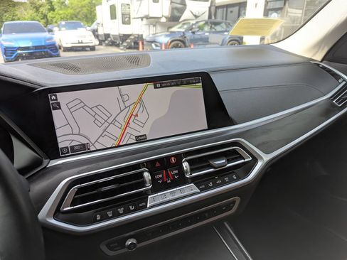 Used 2022 BMW X7 xDrive40i w/ Luxury Seating Package AWD/4WD image 20