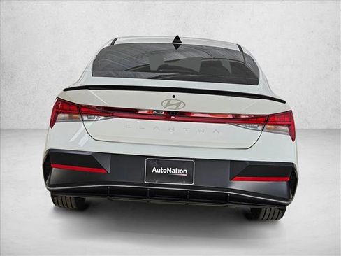 New 2026 Hyundai Elantra SEL Sport FWD image 8