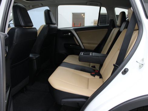 Used 2016 Toyota RAV4 Limited w/ Advanced Technology Package AWD/4WD image 8