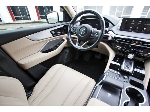Used 2023 Acura MDX FWD image 10
