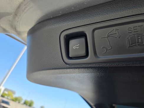 Used 2024 Lincoln Navigator L Black Label AWD/4WD image 16