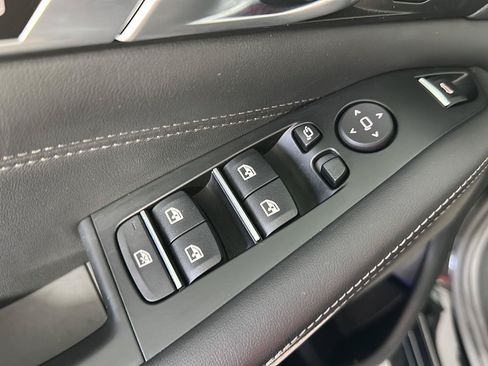 Used 2022 BMW X5 M50i AWD/4WD image 7