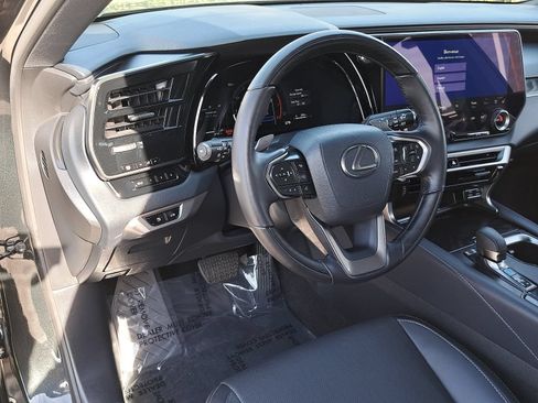 Used 2026 Lexus RX 350 Premium w/ Accessory Package (Z1) FWD image 17