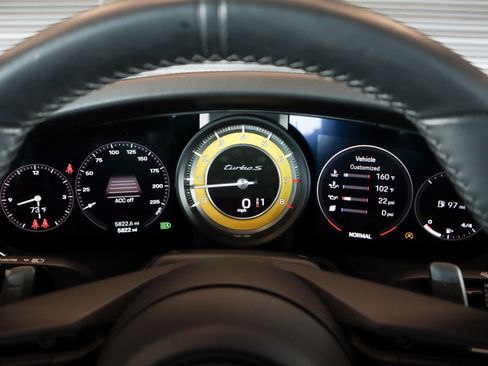 Certified 2022 Porsche 911 Turbo S AWD/4WD image 15