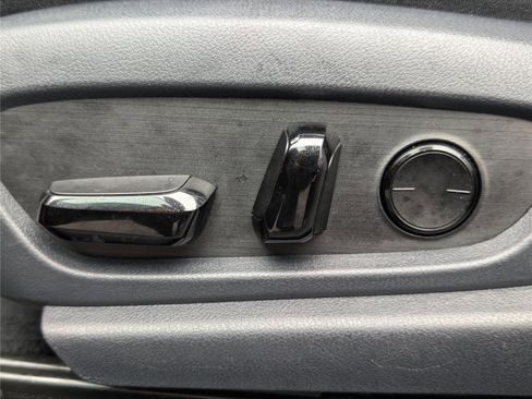 Certified 2023 Lexus ES 350 w/ Premium Package image 21