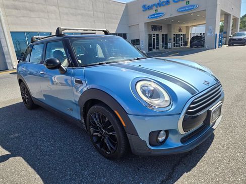 Used 2017 MINI Cooper Clubman ALL4 AWD/4WD image 3