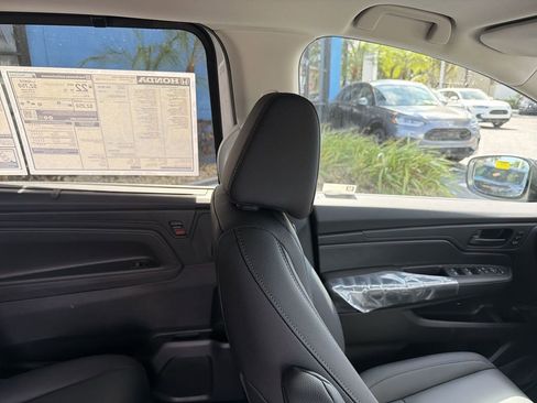 New 2026 Honda Odyssey EX-L image 16