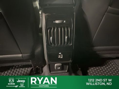 Used 2023 Jeep Compass Trailhawk w/ Trailhawk Elite Group AWD/4WD image 45