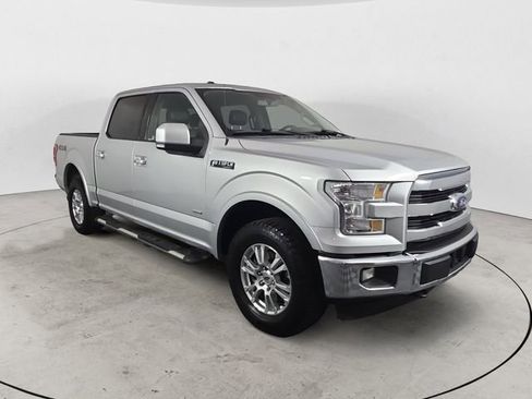 Used 2017 Ford F150 Lariat w/ Equipment Group 501A Mid image 7