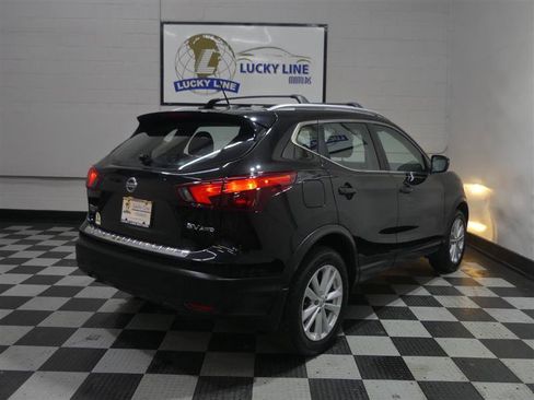 Used 2018 Nissan Rogue Sport SV w/ SV All-Weather Package image 10