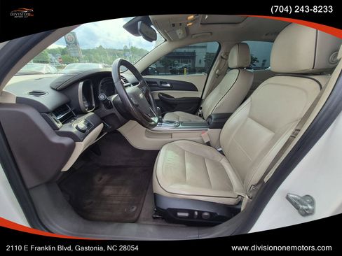 Used 2013 Chevrolet Malibu LT FWD image 7