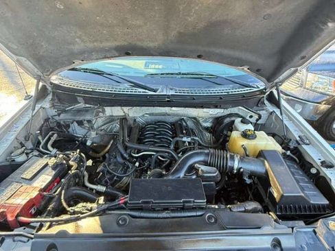 Used 2012 Ford F150 XLT w/ XLT Chrome Pkg image 15