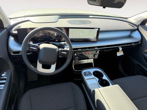 New 2026 Hyundai Ioniq 9 SE image 15