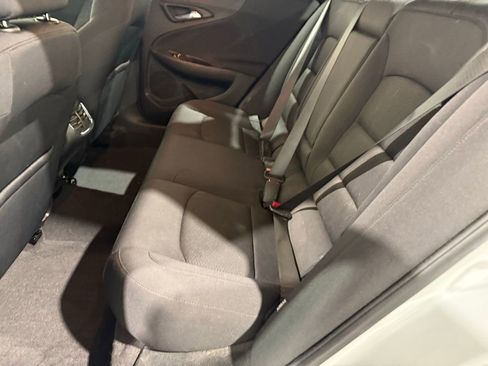 Used 2022 Chevrolet Malibu LT image 8