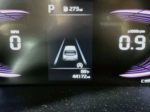 Used 2025 Kia Soul LX w/ LX Technology Package FWD image 19