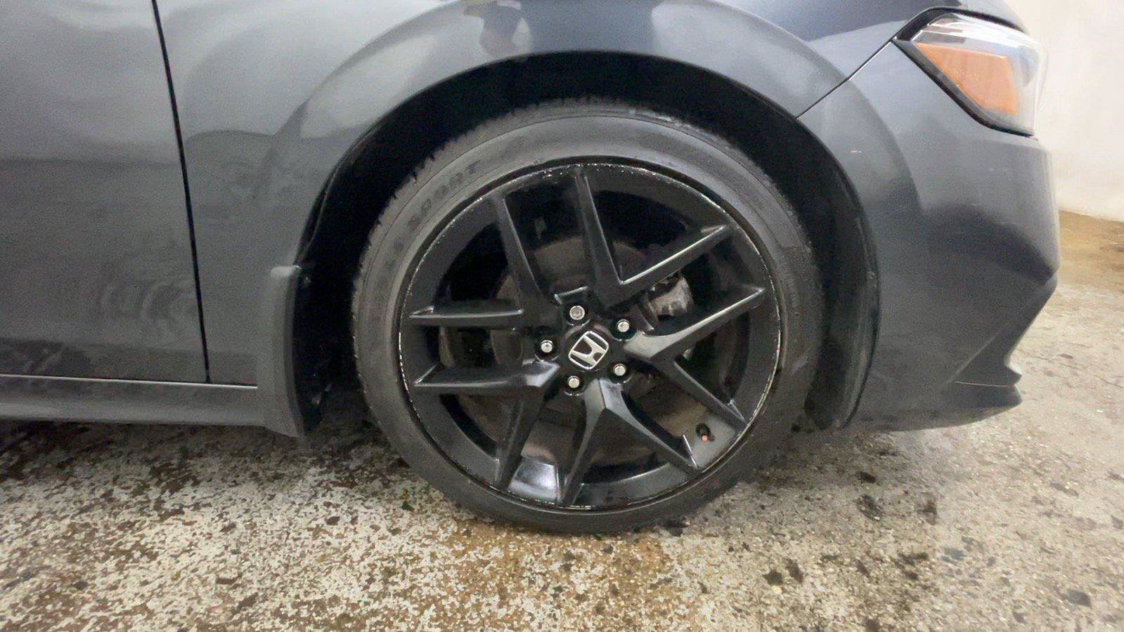 Used 2023 Honda Civic Sport image 19