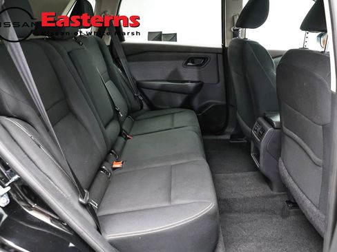 Used 2023 Nissan Rogue S AWD/4WD image 23